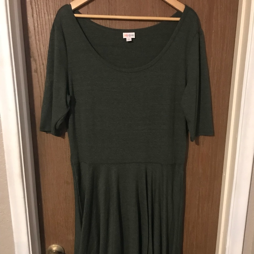 LuLaRoe Nicole size 3XL great condition.